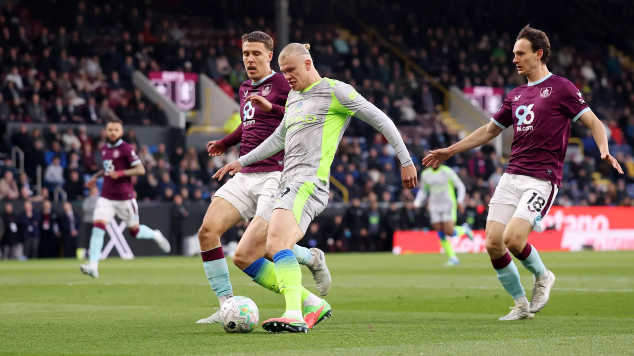 Burnley vs Manchester City (02:00 – 23/04)