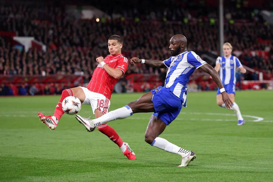Nottingham Forest vs FC Porto (02:00 – 17/04)