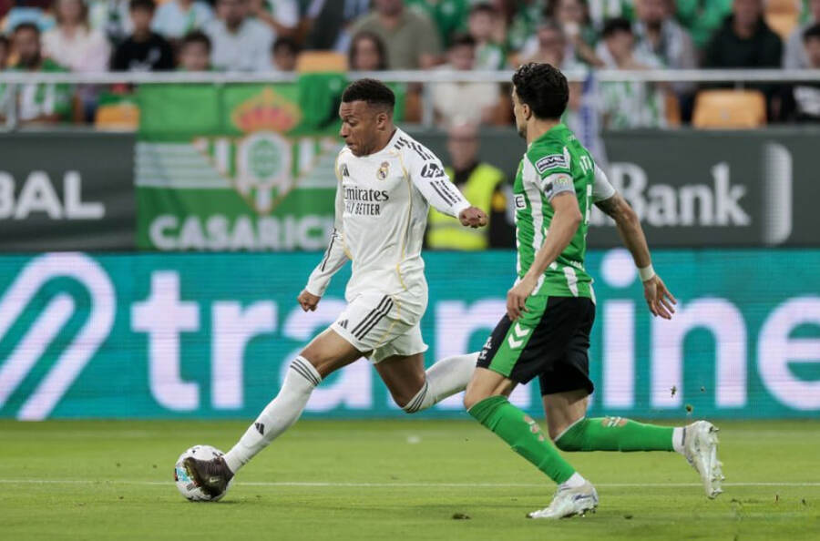 Real Betis vs Real Madrid (02:00 – 25/04)